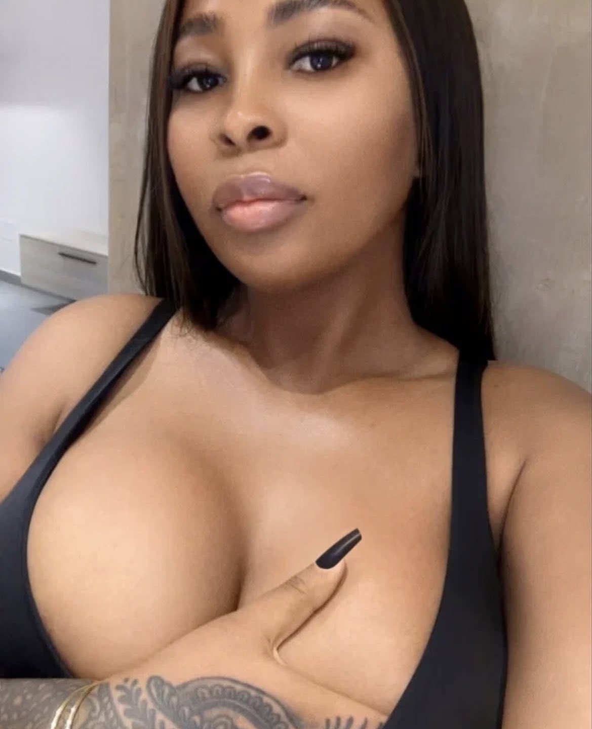 Sandra Benede’s Nude Photos And Videos Leak On Social Media