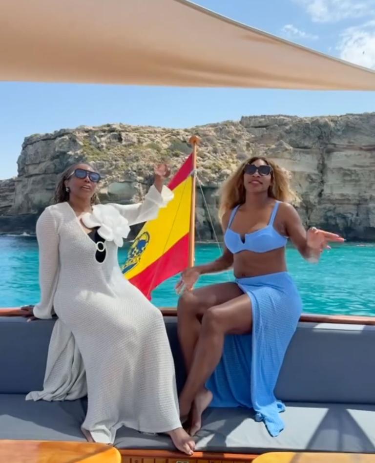 Serena Williams Flaunts Fit Physique In Chic Bikini On Yacht Trip With Friends